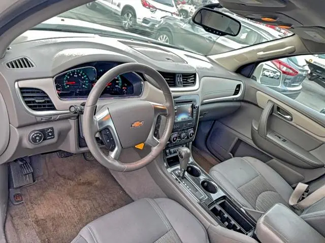 2013 CHEVROLET TRAVERSE LT  