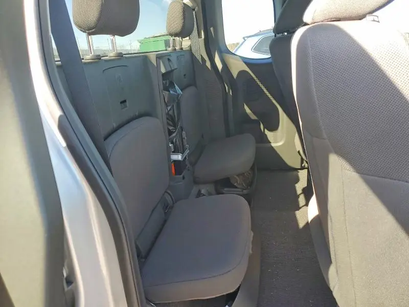 2016 NISSAN FRONTIER S  