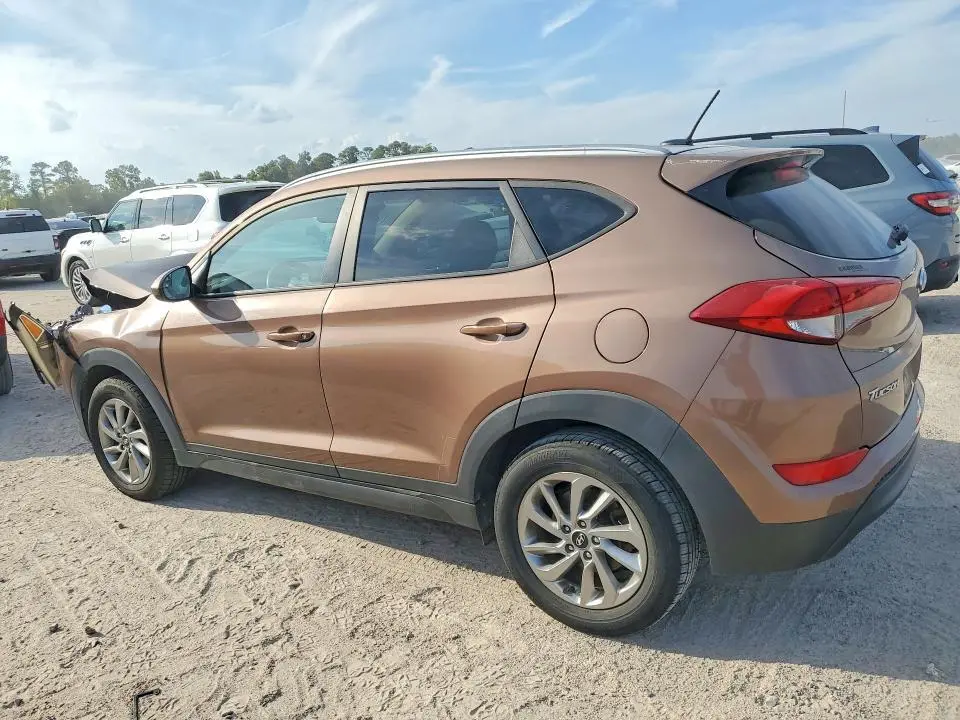 2016 HYUNDAI TUCSON SE  