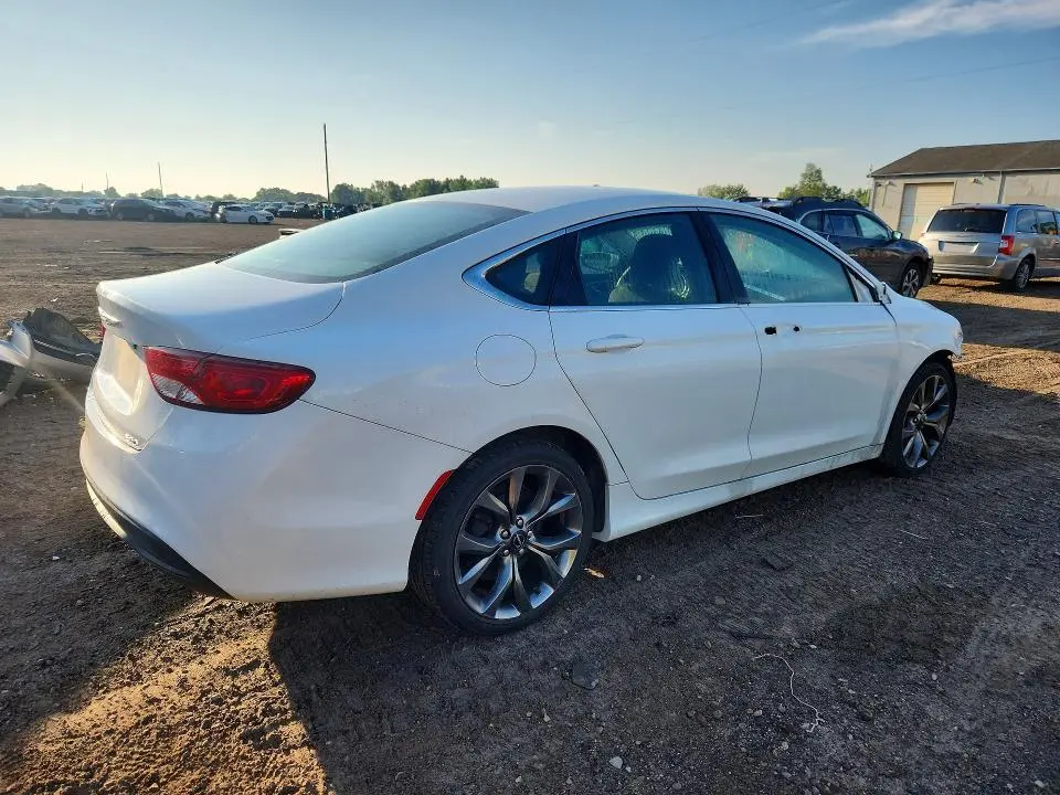 2015 CHRYSLER 200 LX  