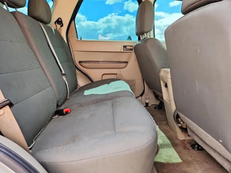 2010 FORD ESCAPE XLS  
