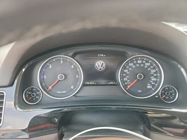 2012 VOLKSWAGEN TOUAREG V6 TDI  