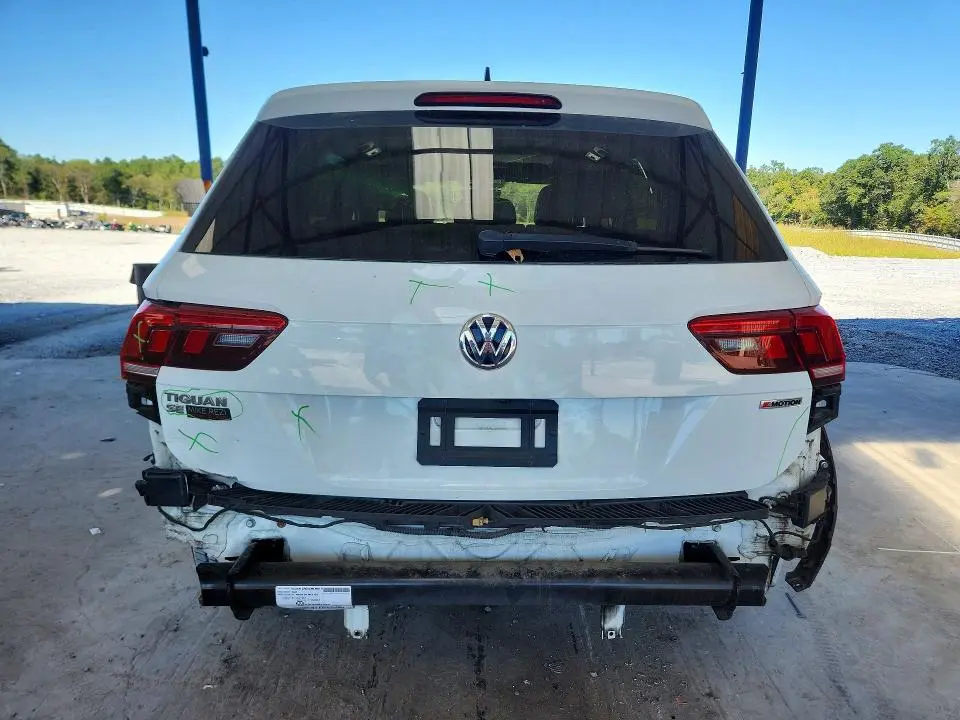2019 VOLKSWAGEN TIGUAN SE  