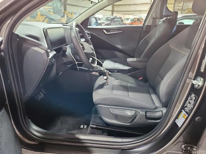 2026 KIA NIRO LX  