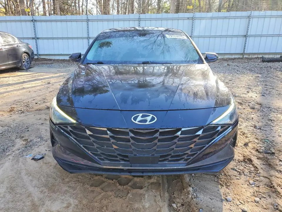 2022 HYUNDAI ELANTRA LIMITED  