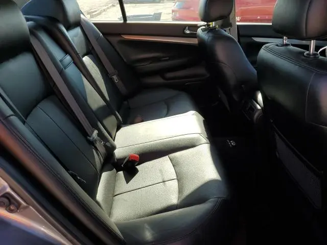 2011 INFINITI G37 BASE  