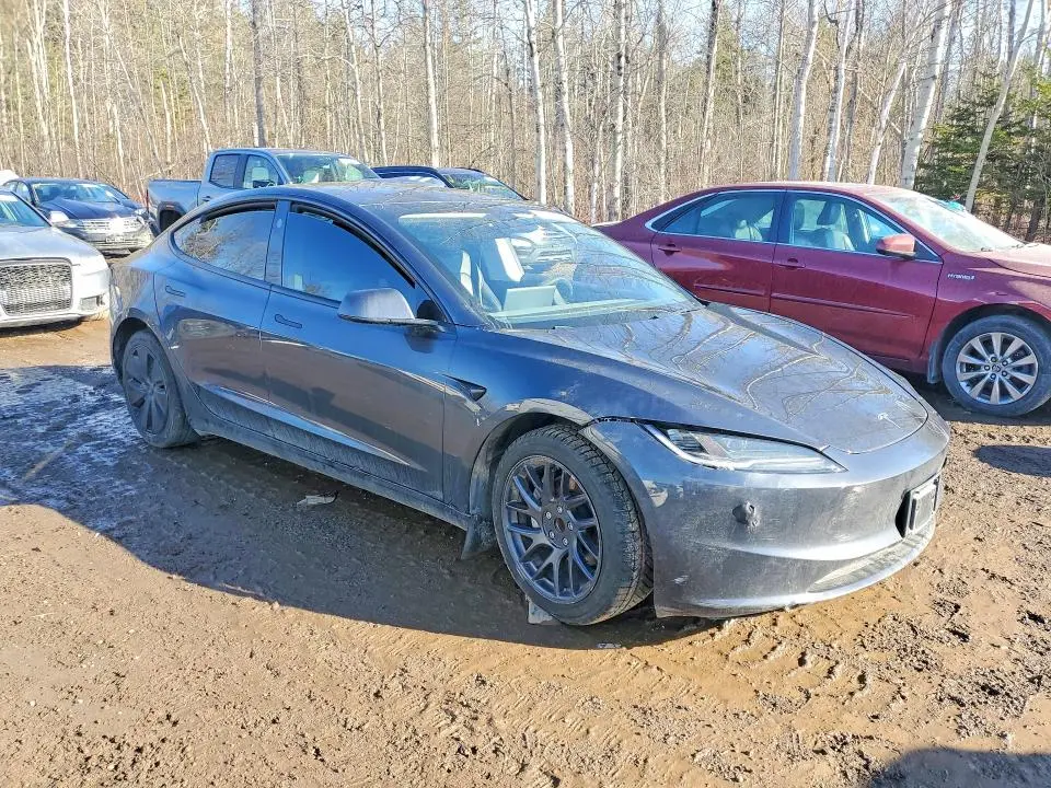 2024 TESLA MODEL 3   
