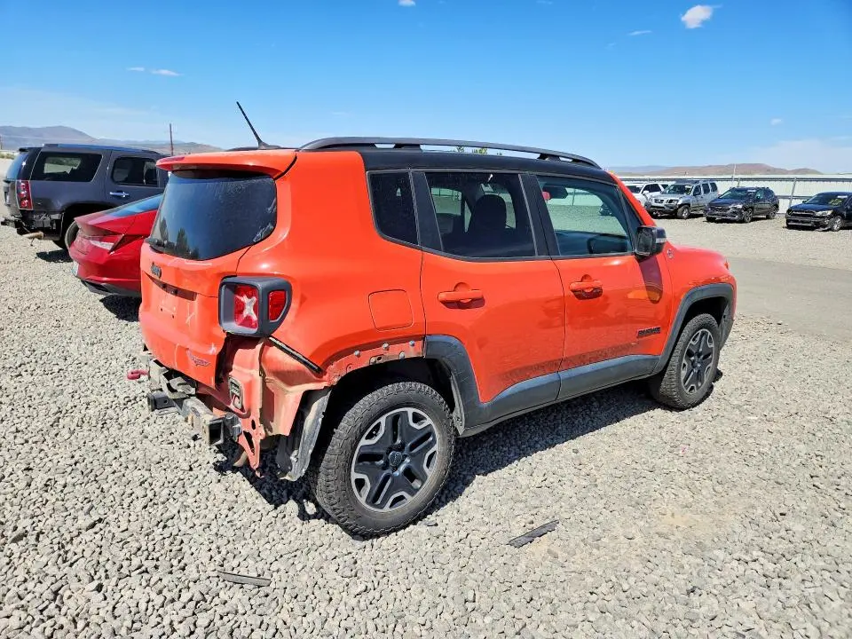 2015 JEEP RENEGADE TRAILHAWK  