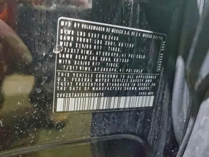 2019 VOLKSWAGEN TIGUAN SE  