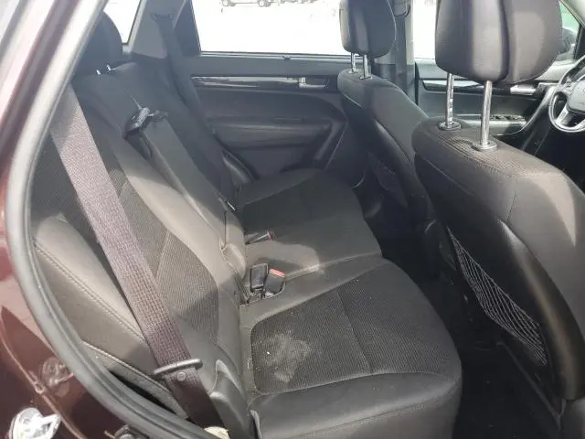 2014 KIA SORENTO LX  