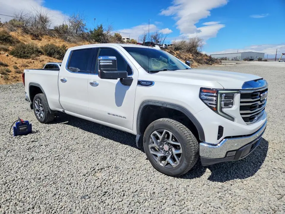2024 GMC SIERRA K1500 SLT  