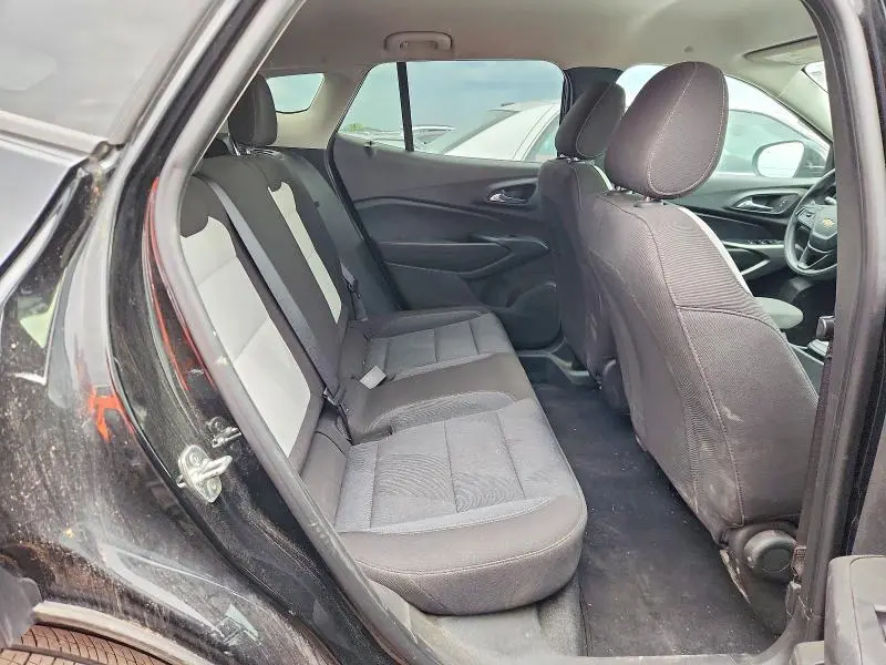 2024 CHEVROLET TRAX LS  