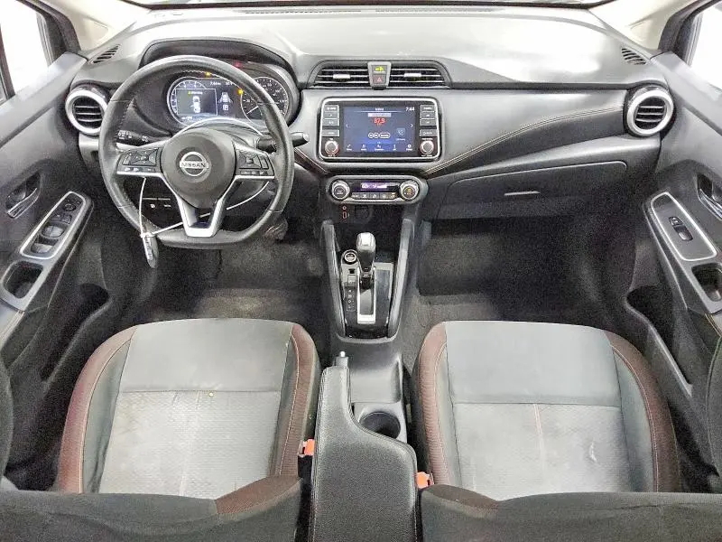 2020 NISSAN VERSA SR  