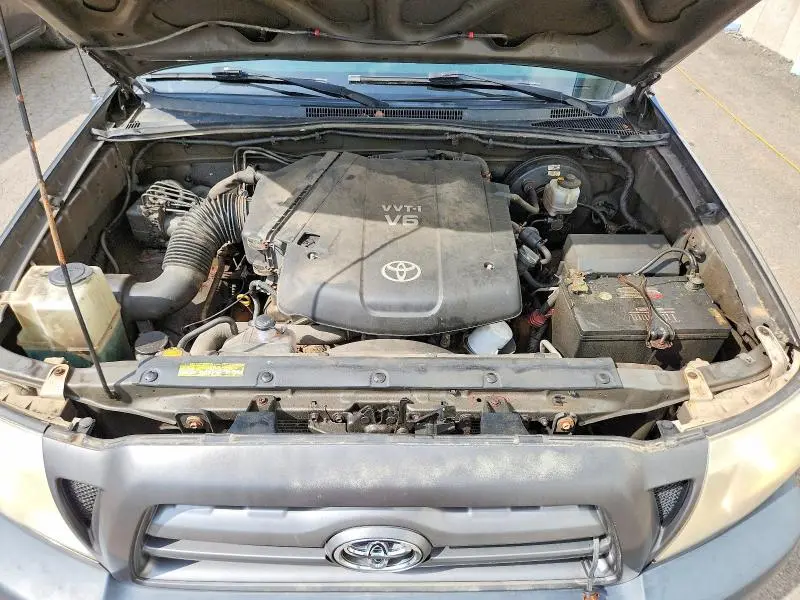 2010 TOYOTA TACOMA V6  