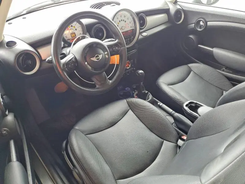 2013 MINI COOPER   