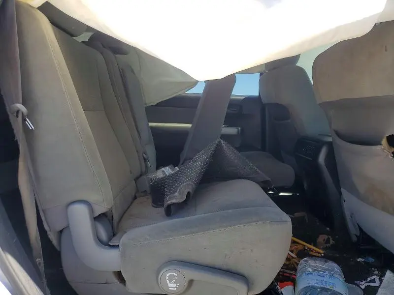 2018 TOYOTA SEQUOIA SR5  