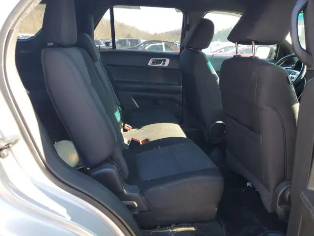 2011 FORD EXPLORER XLT  