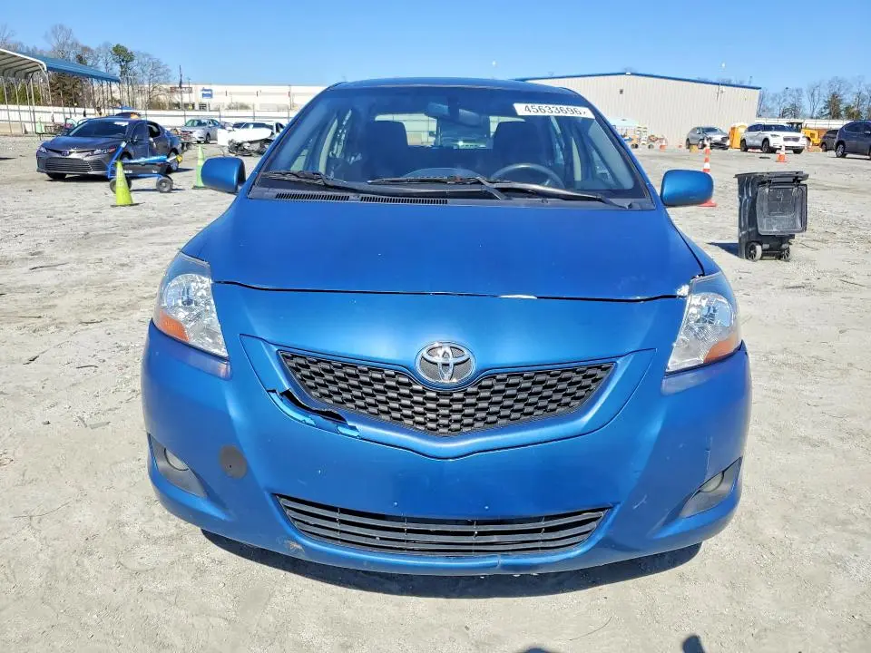 2010 TOYOTA YARIS BASE  