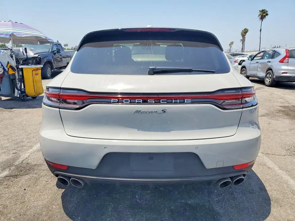 2020 PORSCHE MACAN S  