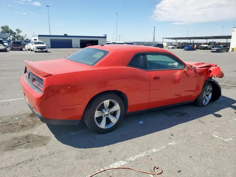2022 DODGE CHALLENGER SXT  