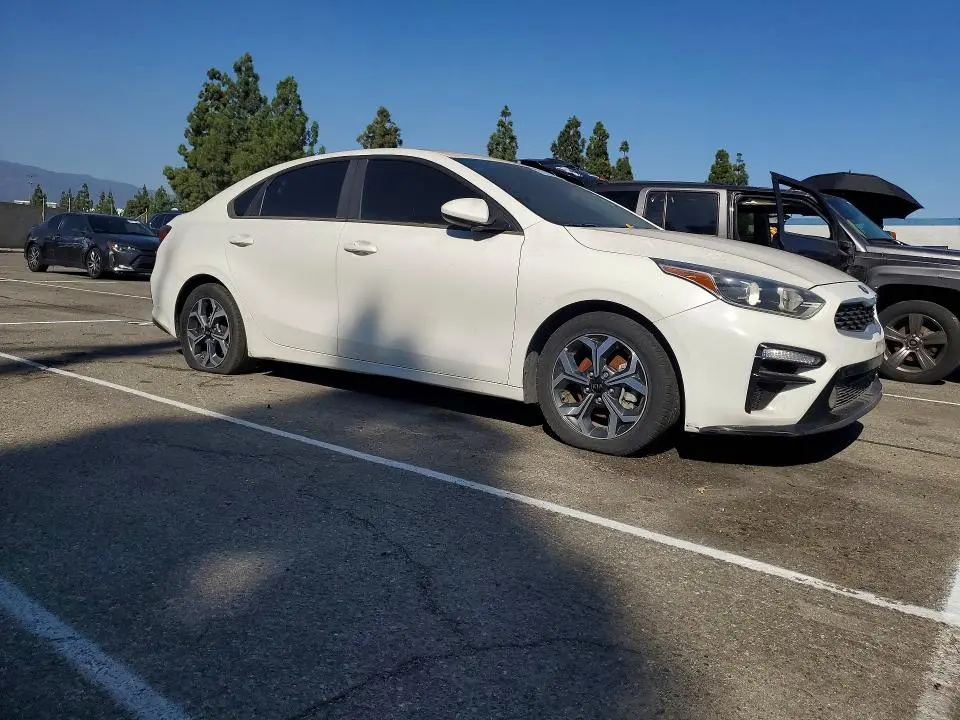 2019 KIA FORTE LXS  