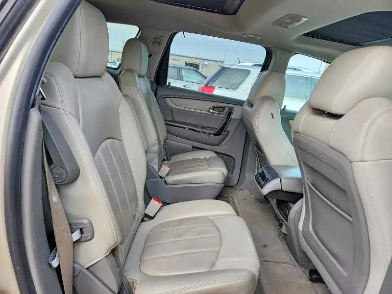 2015 CHEVROLET TRAVERSE LTZ  