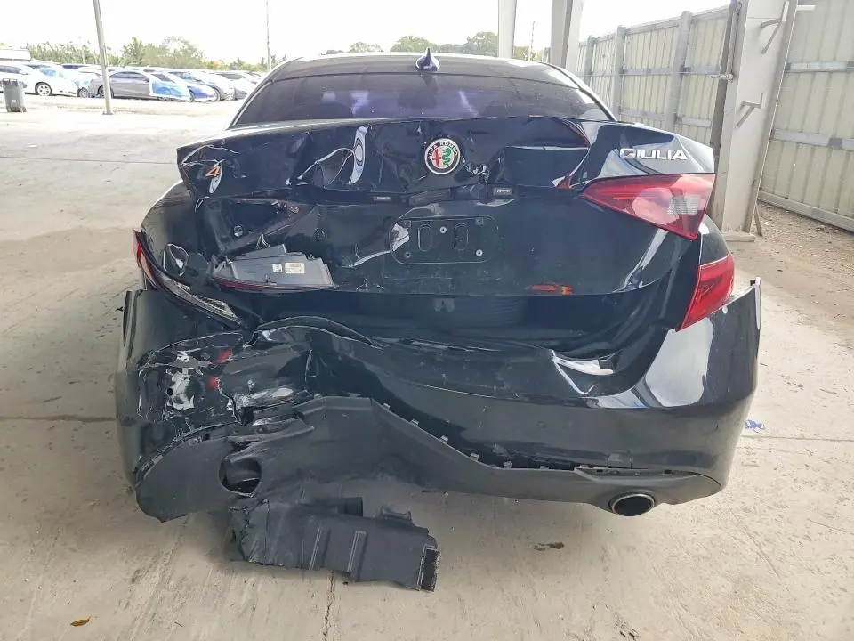 2018 ALFA ROMEO GIULIA   