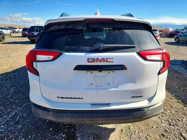 2022 GMC TERRAIN SLT  