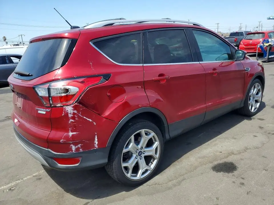 2017 FORD ESCAPE TITANIUM  