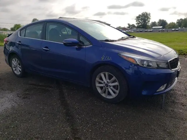2017 KIA FORTE LX  