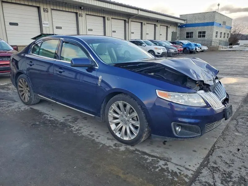 2011 LINCOLN MKS   