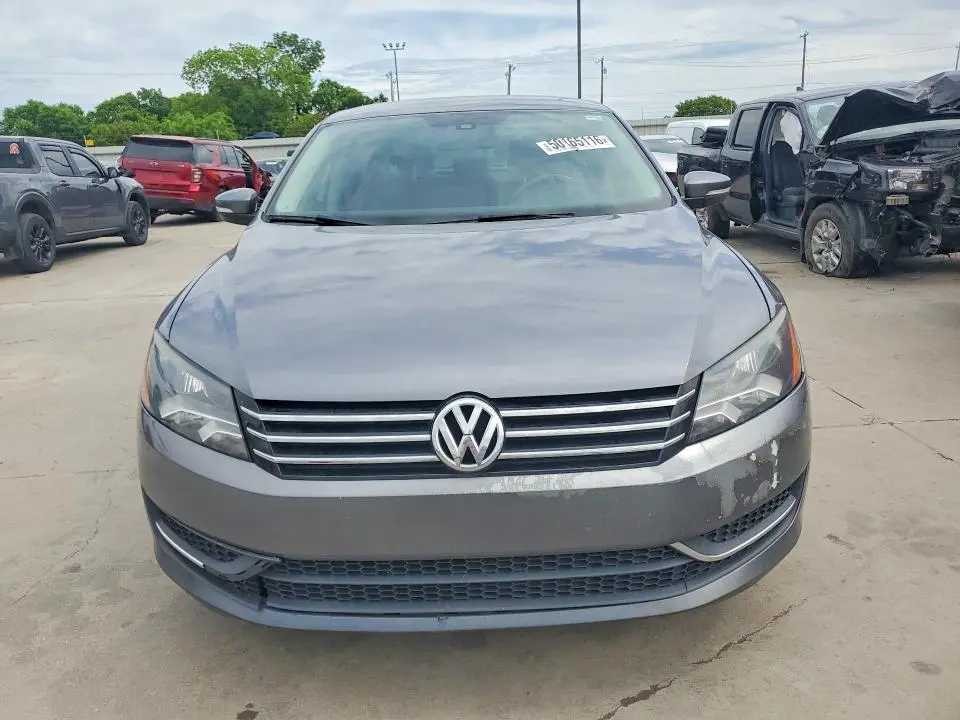 2014 VOLKSWAGEN PASSAT S  