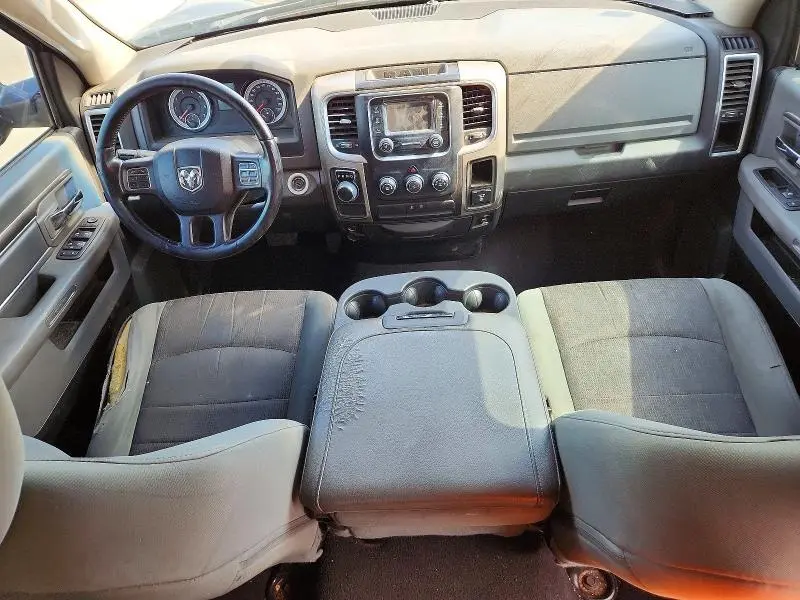 2015 RAM 1500 SLT  