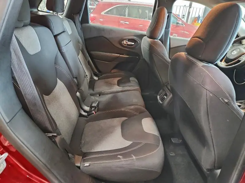 2014 JEEP CHEROKEE SPORT  