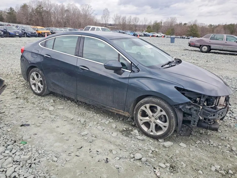 2018 CHEVROLET CRUZE PREMIER  