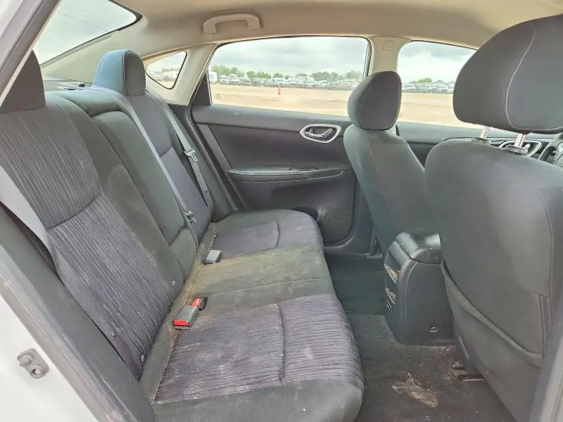 2019 NISSAN SENTRA SV  