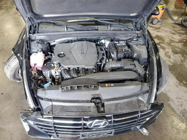 2022 HYUNDAI SONATA SE  
