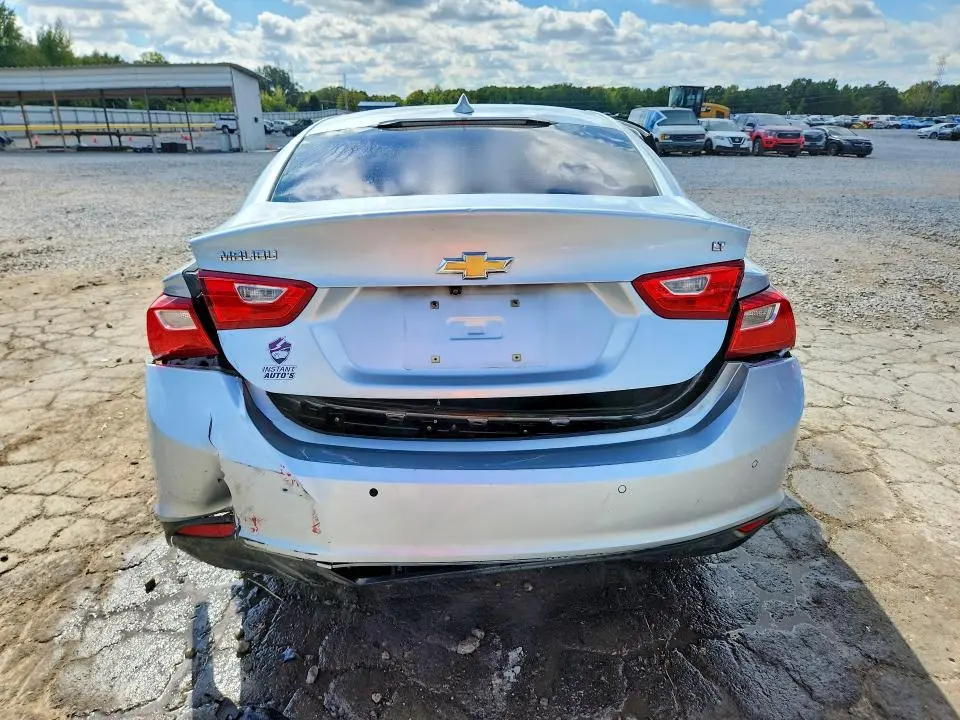2017 CHEVROLET MALIBU LT  