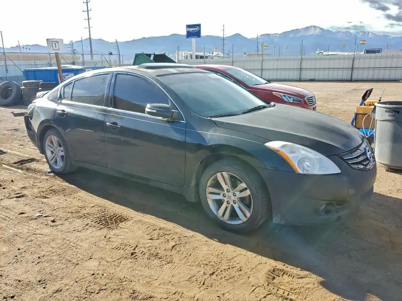 2011 NISSAN ALTIMA SR  