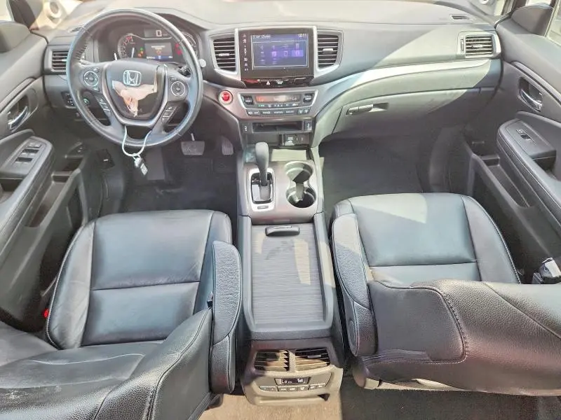2017 HONDA PILOT EXLN  