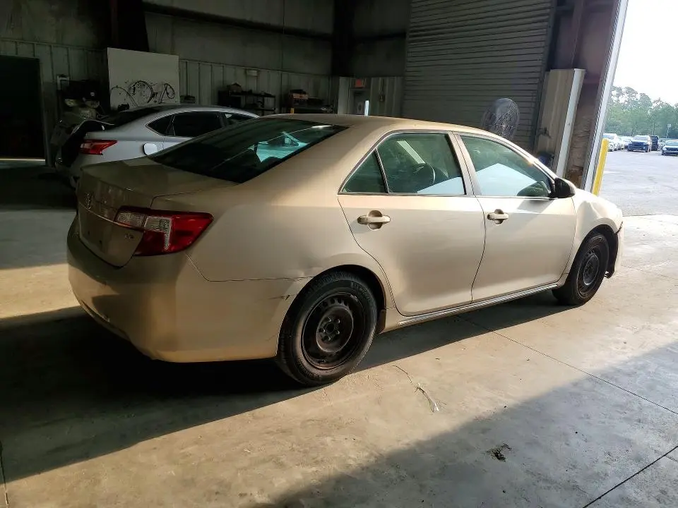 2012 TOYOTA CAMRY LE  