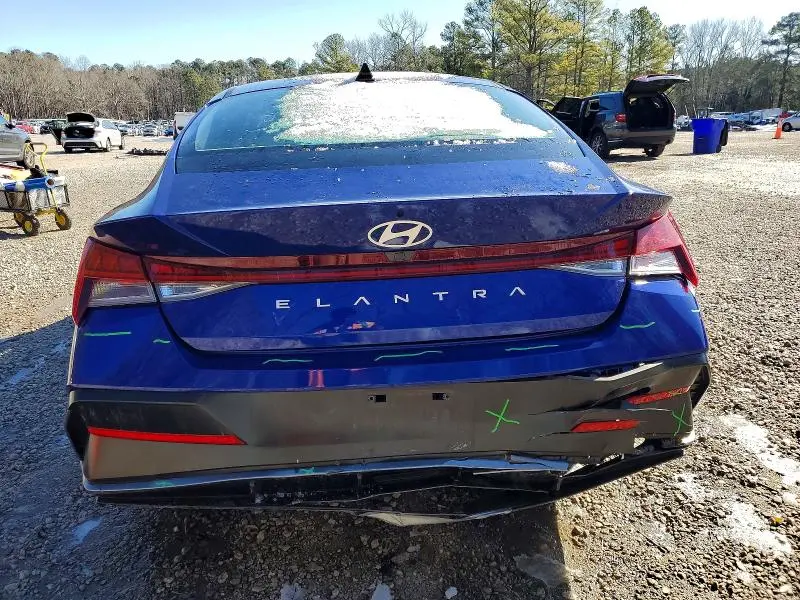 2024 HYUNDAI ELANTRA SEL  