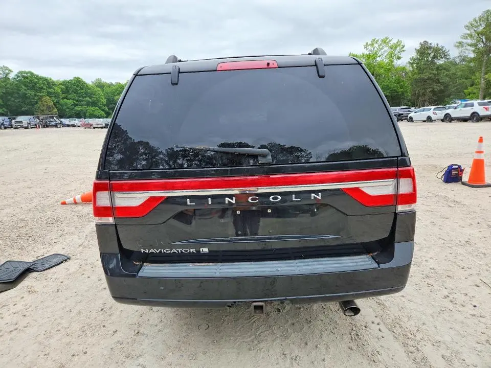 2017 LINCOLN NAVIGATOR L SELECT  