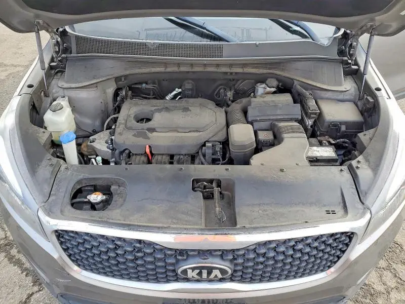 2016 KIA SORENTO LX  