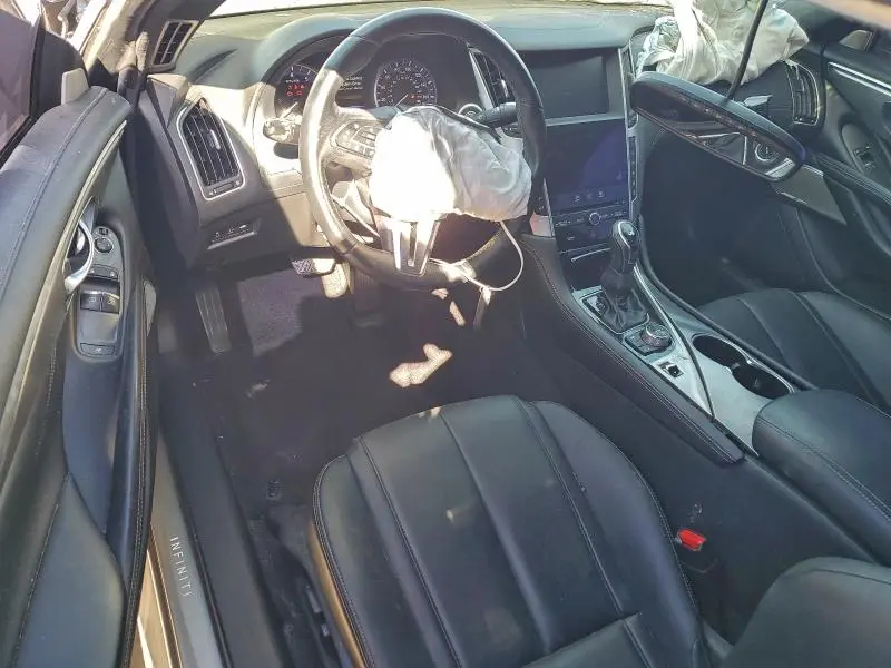 2017 INFINITI Q60 BASE  