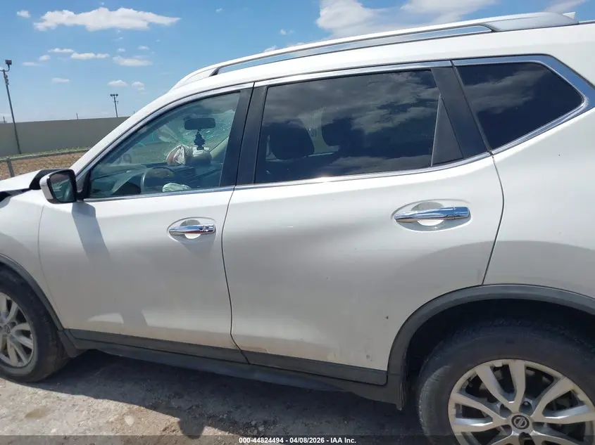 2017 NISSAN ROGUE SV