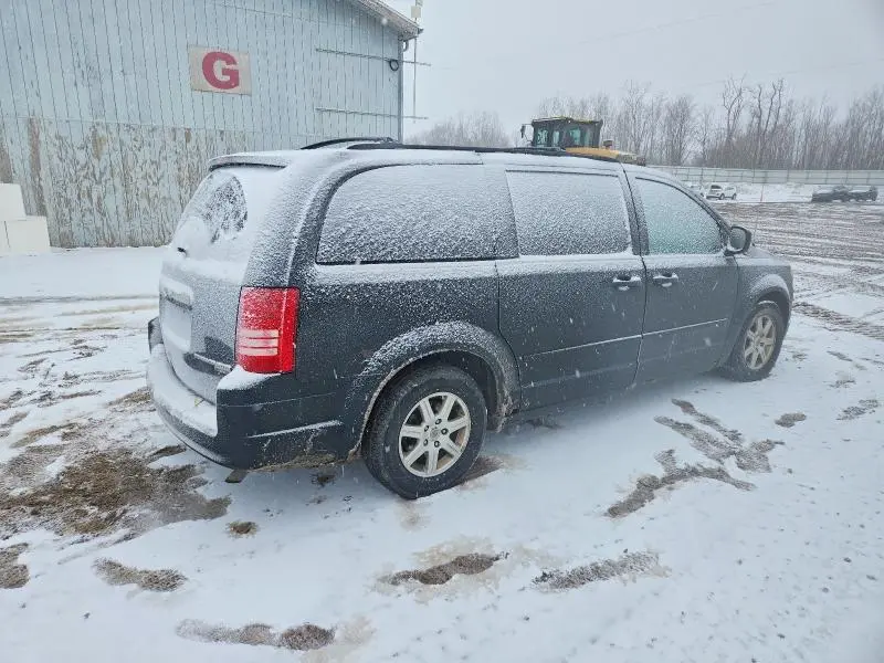 2010 CHRYSLER TOWN & COUNTRY LX  