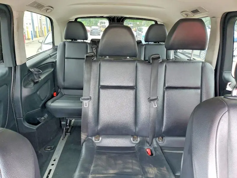 2018 MERCEDES-BENZ METRIS   