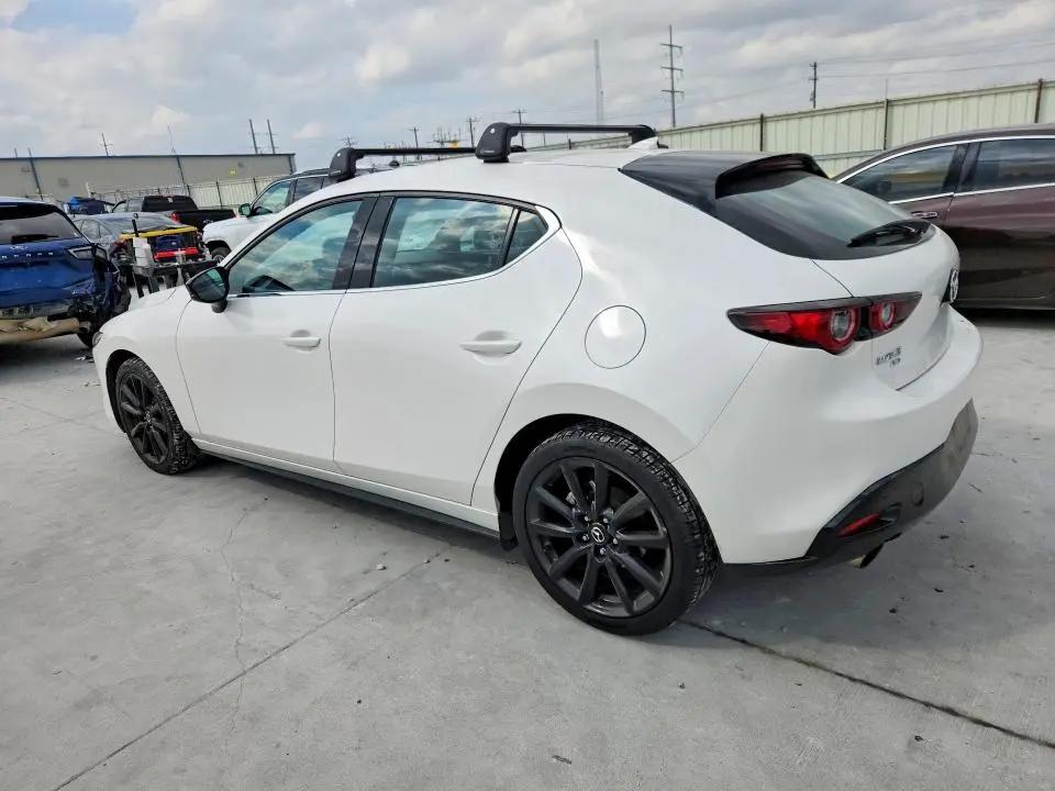 2022 MAZDA 3   