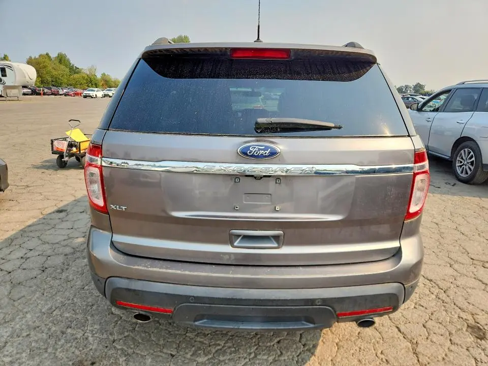 2011 FORD EXPLORER XLT  